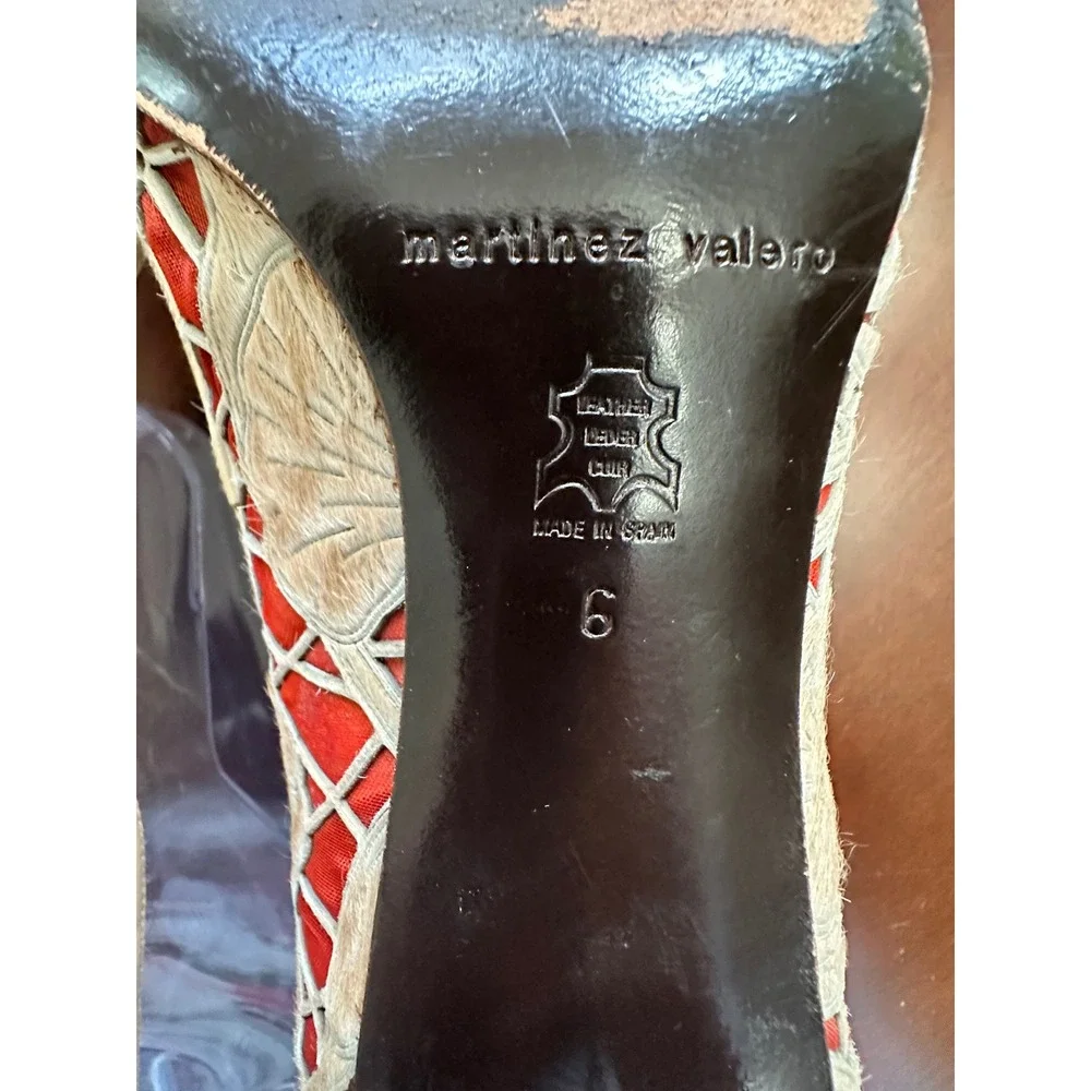Martinez Valero Womens Red Cream Embroidered Pointed Toe Stiletto Pumps Size 6